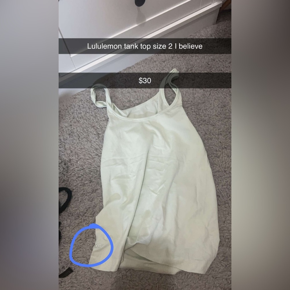 Lululemon top